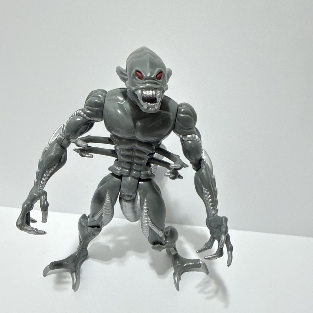 Marvel Comics Spider-Man Alien Spider Slayer Action Figure Vintage 1994 Toy Biz